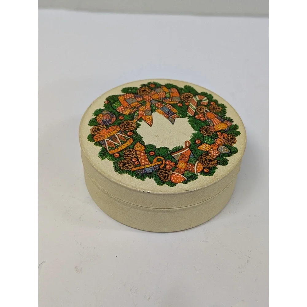 Potpourri Press Tin Storage Wreath 3‎ In Diameter